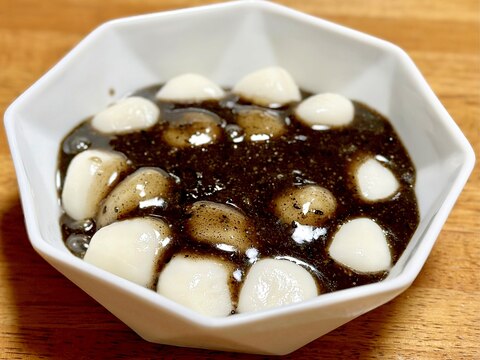 【リメイクレシピ】黒豆の煮汁で黒ごまみたらし